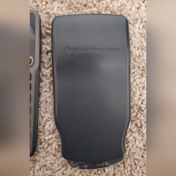 Texas Instruments Calculator #2 - Picture 3 of 4